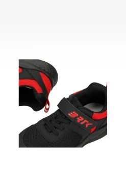 Czarno-czerwone sneakersy dla chłopców BARTEK 87003-11